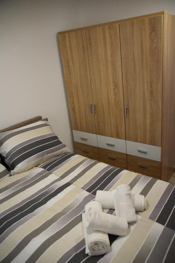 White Apartment อิซอลา ภายนอก รูปภาพ
